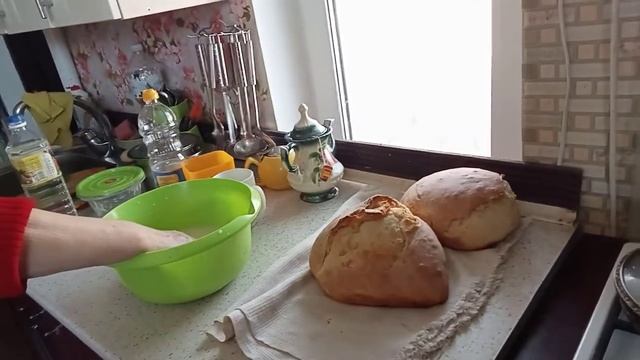 БАБУШКИН РЕЦЕПТ ХЛЕБА, ПО КОТОРОМУ СЕСТРА ПЕЧЕТ ХЛЕБ смотреть онлайн
