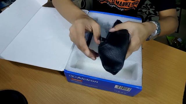 Unboxing + Review Alctron UM900, Samson SR850 & XOX RMS39 (Audio Recording Set) смотреть онлайн