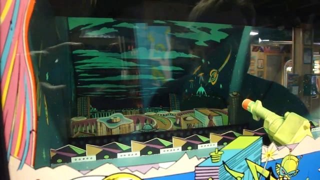 Invaders from Outer Space (Midway 1970) смотреть онлайн