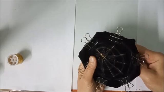 Как вышивать паучка (Прядущего Мезгиря ) смотреть онлайн