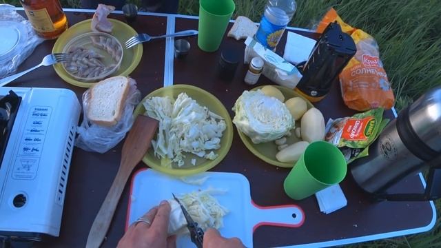 Настоящая МУЖСКАЯ рыбалка! Ночуем на микроречке Бигус в сотейнике смотреть онлайн