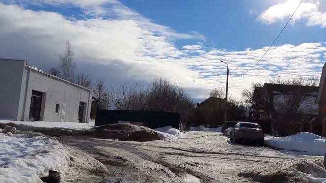Солнце начинает греть, Ручьи текут, Скоро Весна, Торговый центр Кантри, Автомойка. смотреть онлайн