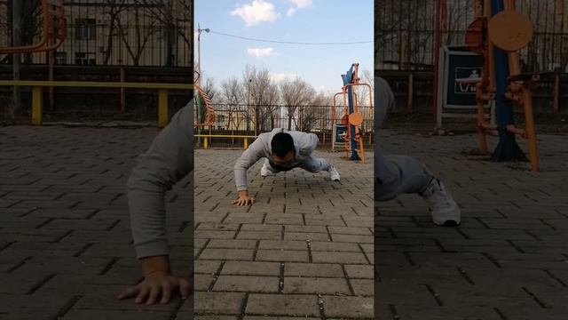 Отжимания на одной руке. смотреть онлайн