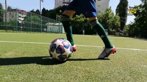 КАКИЕ ФУТБОЛЬНЫЕ БУТСЫ ЛУЧШЕ ДЛЯ РЕБЕНКА .   Nike Jr. Mercurial Vapor.  юный футболист