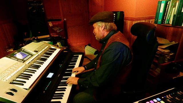 Momentos - Andrea Bocelli (HQ) | Cover Ole Hegelund -YAMAHA DGX-670 смотреть онлайн