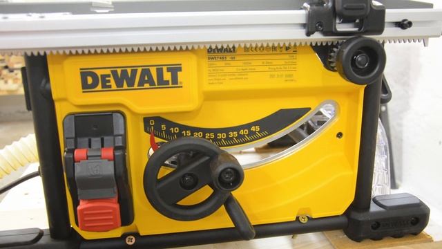 Подробный обзор DEWALT DWE7485 QS. Сравнение с Bosch GTS 635 216. смотреть онлайн