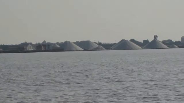 Салинас, розовое озеро, Торревьеха смотреть онлайн