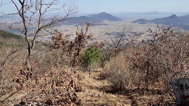 [한국의 명산 ~ 강화 진강산]산불이 난 강화 일대의 모습이 한 눈에 들어오는 진강산 정상에  올라,Jingangsan Mountain Climbing