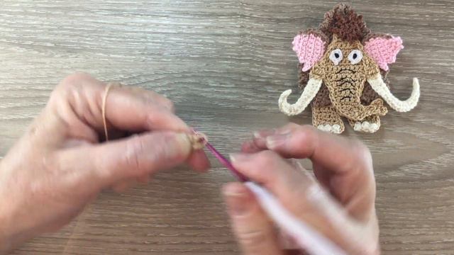 Crochet Woolly Mammoth Tutorial - Crochet Applique Tutorial смотреть онлайн