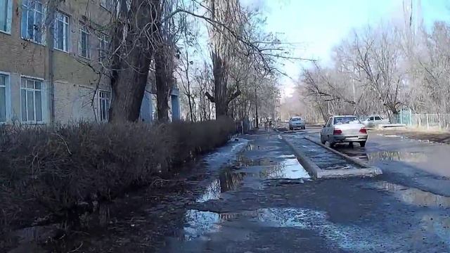Волгограда 57, Кировский р-н, ул. Первой пятилетки 7, Школа ИСКУССТВ №1 смотреть онлайн