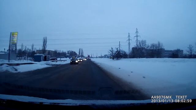 Киев, улица Крайняя. Еле увернулся смотреть онлайн