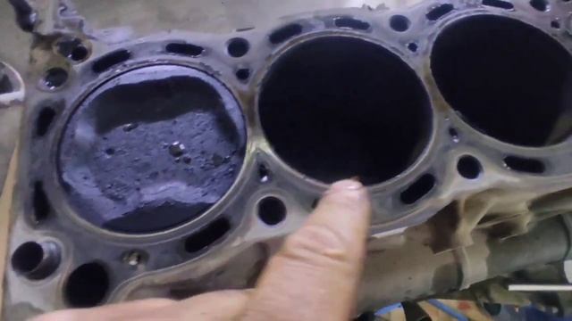 Toyota Prado 2.7 mühərrik yığılması. yağ yemə probleminin həlli. Danış Toyota Lexus Ustası Vüqar. смотреть онлайн