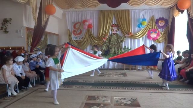 Танец "Россия" детский сад "Голосок" с. Первомайское КЧР смотреть онлайн