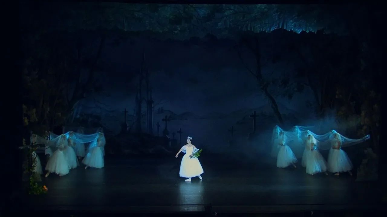 Жизель. Театр балета ART-da. Фрагмент из балета. Летние Балетные Сезоны 2019 в РАМТе. смотреть онлайн