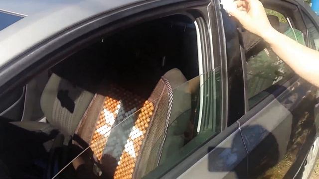 Установка ветровиков (дефлекторов) на Поло. Болгарка в помощь смотреть онлайн