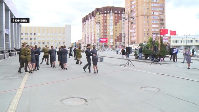 Памятные снимки в честь Дня Победы можно сделать на тюменском вокзале РЖД смотреть онлайн