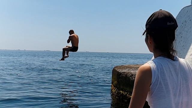 Новороссийск , весна , маяк , Samsung S9+ Slow Motion ...