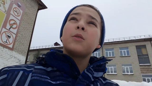 Говорил что будет если я буду отдыхать на конале  буду потом с ним снимать