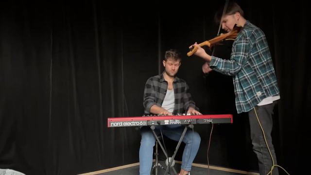 Ihor Tymoshenko & Andriy Dibrova “1944” by Jamala смотреть онлайн