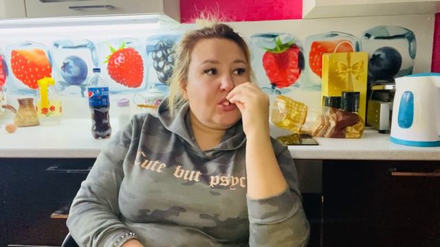 Пью кофе ☕️ с сыром🧀делюсь последними новостями🗞 смотреть онлайн