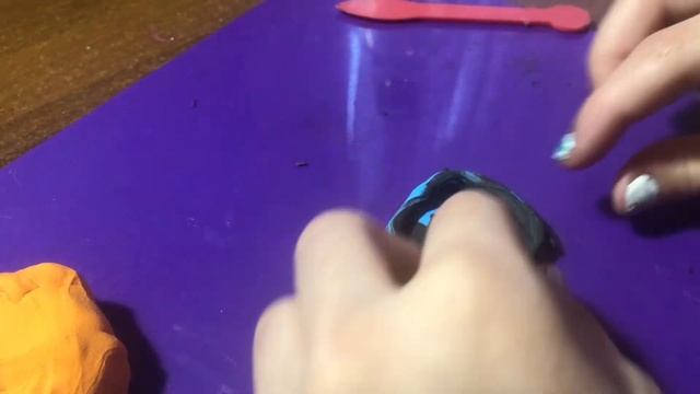 Лепим из ЛЁГКОГО ПЛАСТИЛИНА сосиски в тесте ? смотреть онлайн