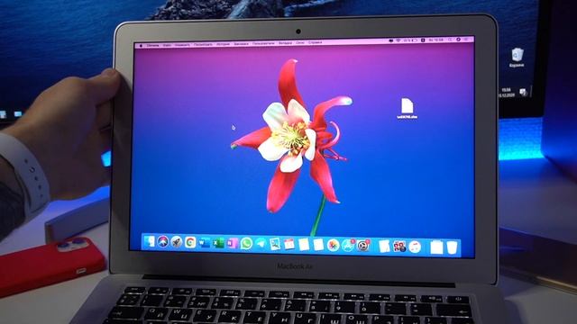 КУПИЛ Самый Дешевый MacBook - ОБЗОР Air 13 2017 смотреть онлайн