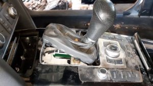 A6 C6 как разблокировать селектор АКПП с разряженой АКБ