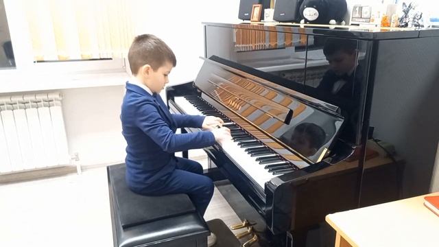 Л.Лукомский Полька исп. Зырин Егор 7 лет смотреть онлайн