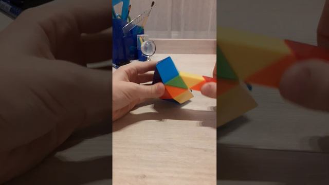 как собрать шар из змейки Рубика смотреть онлайн