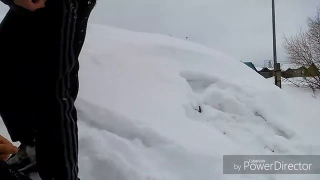 Влог, мы прыгали в сугроб смотреть онлайн