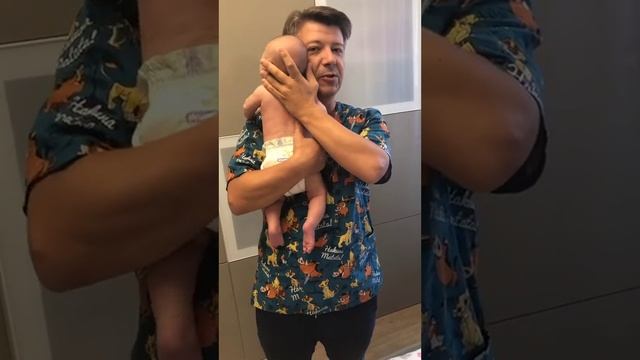 детский массаж, загиб головы у ребенка #детскиймассаж #массаж #развитиеребенка #новокриницкий