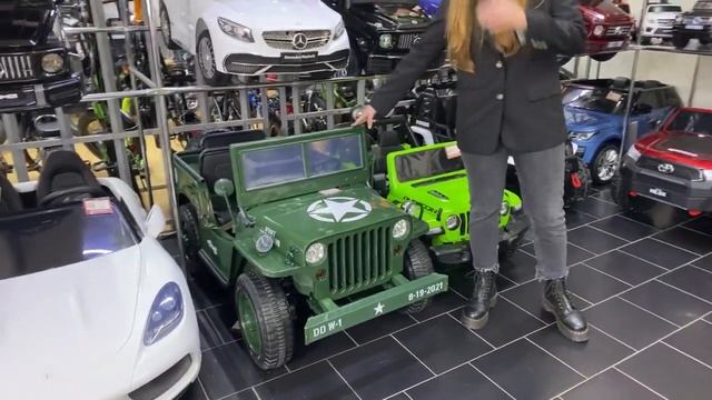 Какой электромобиль подарить ребёнку на Новый Год 2023? смотреть онлайн