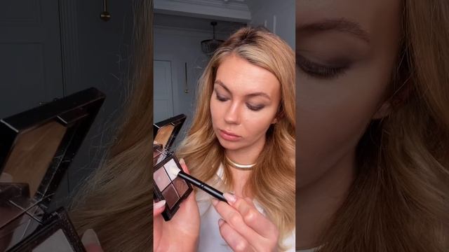 Быстрый макияж на Новый год 2023 #макияж #shorts #косметика #irinalobashova #урокмакияжа #конкурс смотреть онлайн