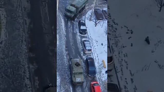 Русская колонна на улице  Шевченко, 335  - Харьков 27.02.22