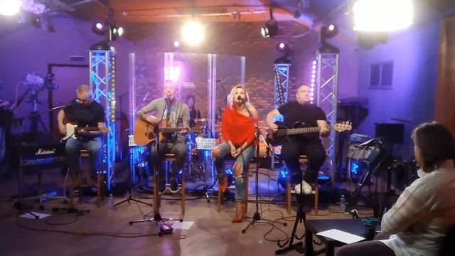 Casual - Стрелами (Воздух, Наше радио) смотреть онлайн