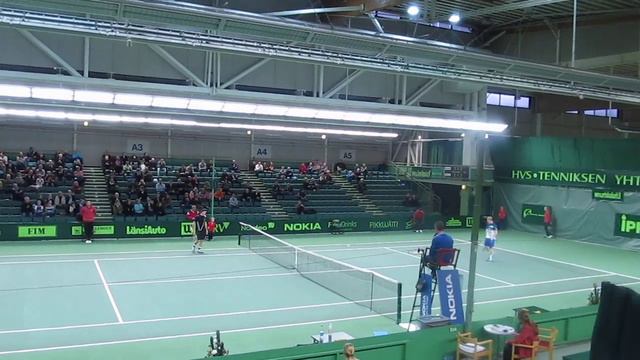 Matthias Bachinger knocks down Frank Dancevic in semi-final round - IPP Open 2011 смотреть онлайн