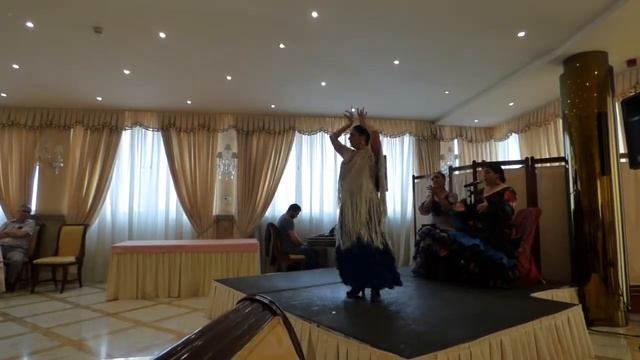 Flamenco Show at the Hotel Alameda Palace Hotel Salamanca, Spain смотреть онлайн