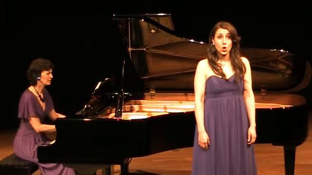 Spanish Songs смотреть онлайн