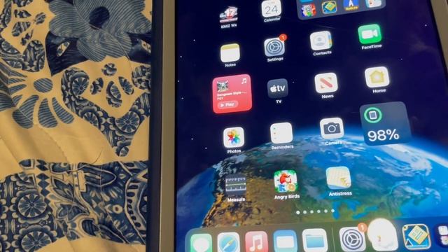 The oldest supported iPad 6th generation on iPadOS 17 review in late 2023 over 5 years later смотреть онлайн