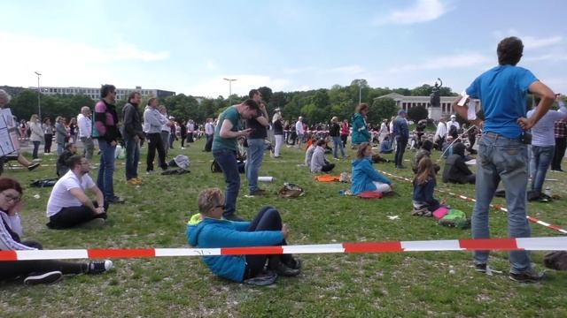Corona Demo Theresienwiese München 16.05.2020 - Impressionen смотреть онлайн