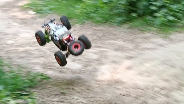 ZD Racing DBX-10 Maximum Test Drive Радіокерована машинка ZD Racing DBX-10 смотреть онлайн