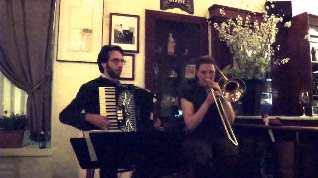 "WHY DON'T YOU GO DOWN TO NEW ORLEANS?": EMILY ASHER / ROB REICH at CAFE DIVINE (Feb. 17, 2014) смотреть онлайн