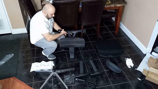 Newtral Ergonomic Office Chair with Footrest смотреть онлайн