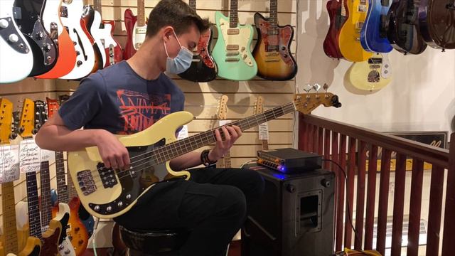 Sandberg California II VT4 Aged Creme Bass Guitar Demo