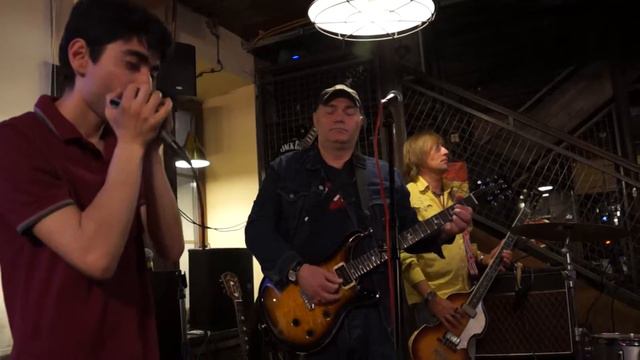 Ю.Каверкин-Г.Дзагнидзе-Р.Топкорян-К.Гуцков-А.Половинкин - They Call It Stormy Monday смотреть онлайн