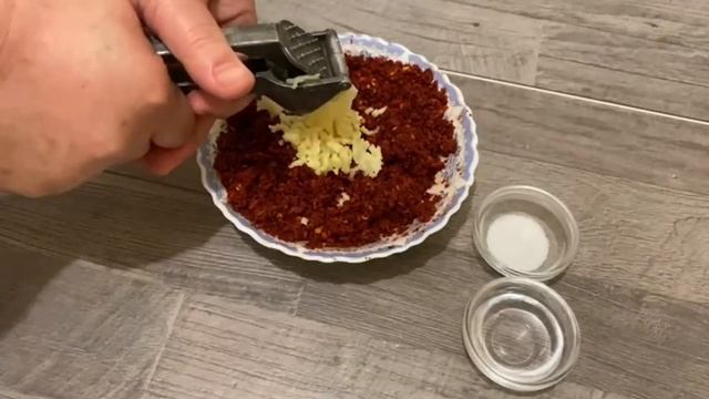 Соус лазджан. Острый соус для мясных блюд #еда#острыйсоус смотреть онлайн