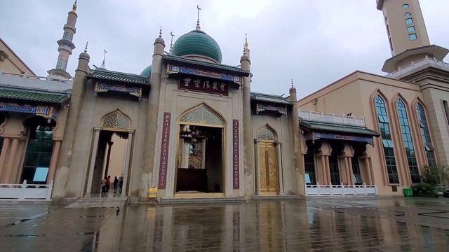 Biggest Masjid in Chongqing смотреть онлайн
