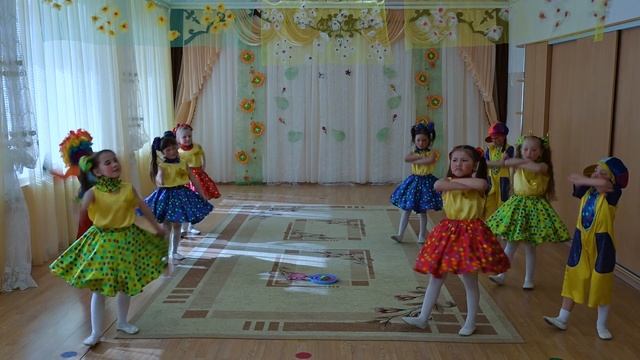 Праздник мыльных пузырей МАДОУ Детский сад 304 смотреть онлайн