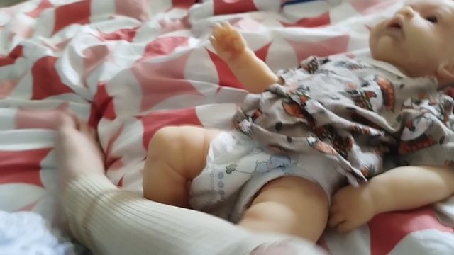 кладу спать малышку смотреть онлайн