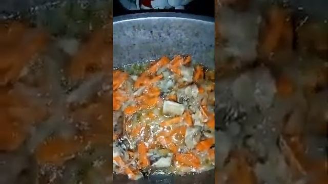 ГОТОВИМ - РЫБНЫЙ ПЛОВ на САРДИНЕ В МАСЛЕ. ШуриК.))))) смотреть онлайн